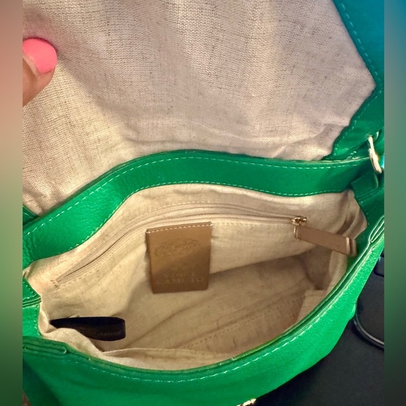 Vince Camuto - Leather Crossbody Bag - Green- NWT- MRSP$178 - Picture 4 of 5